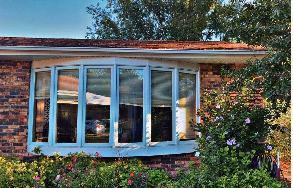 Bow window, back of house